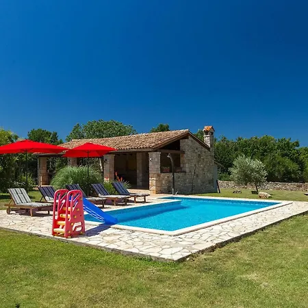 Negrin Semesterbostad *