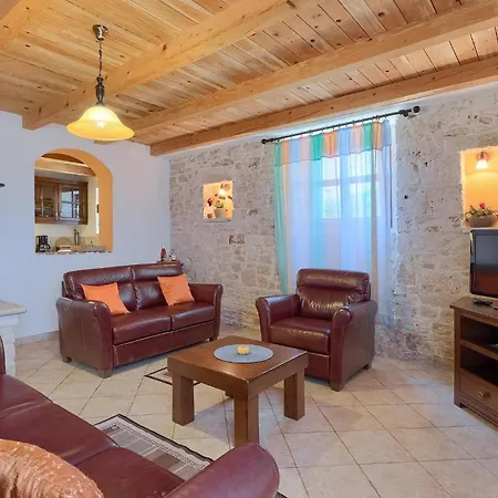 Negrin Semesterbostad