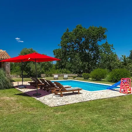 Semesterbostad Negrin Pula